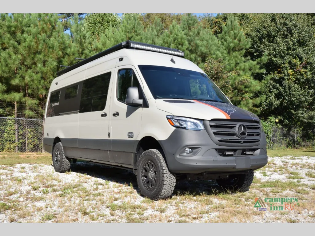 2023 Outside Van Approach 170, Photos photo 45