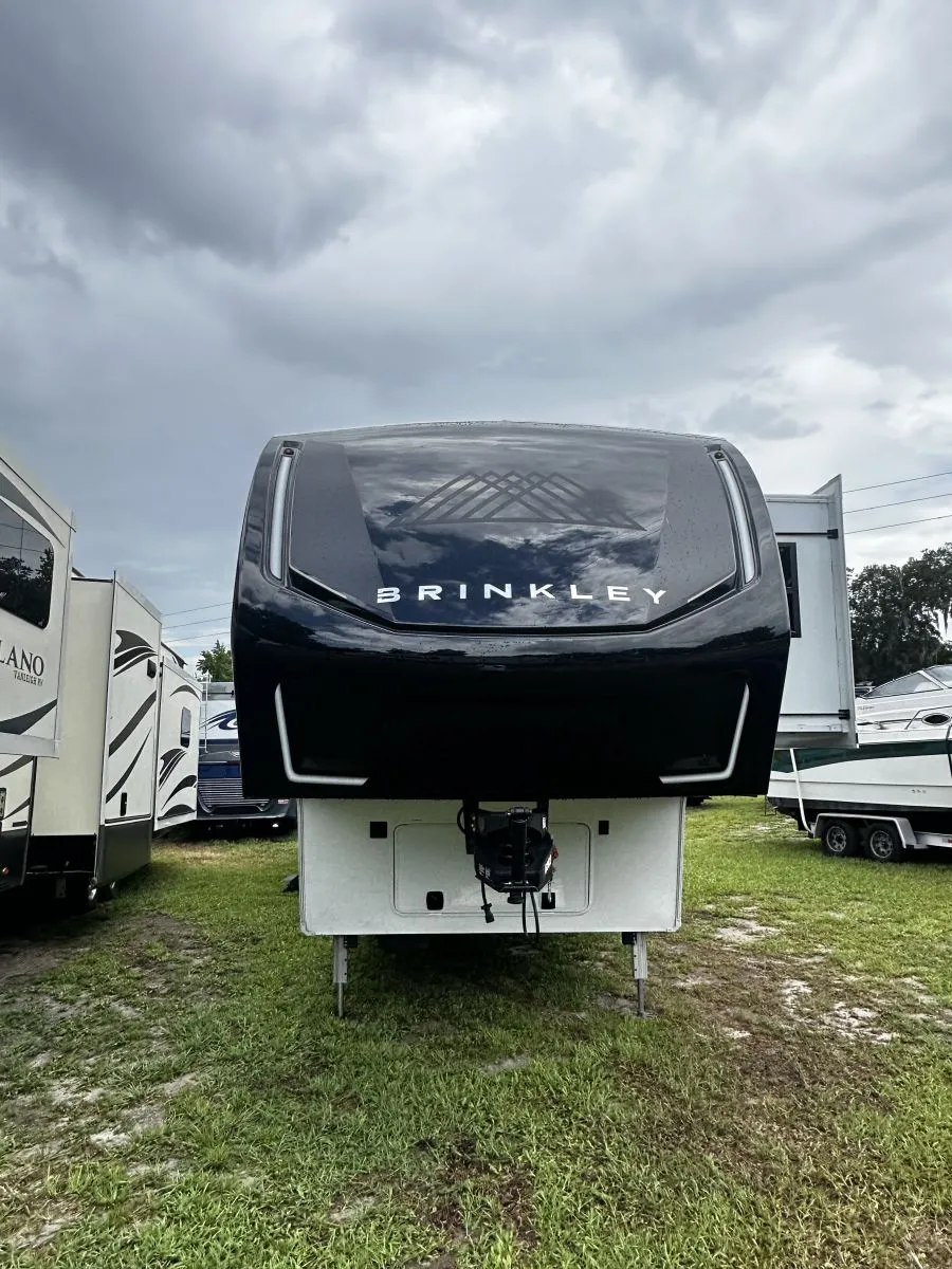 2025 Brinkley BRINKLEY USED   3610 - Photo 2