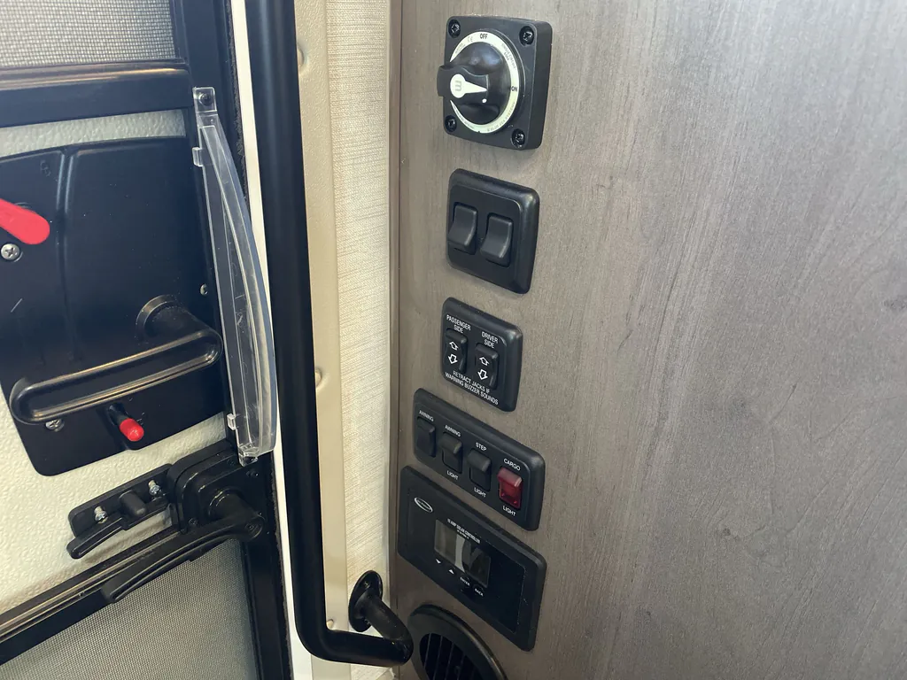 2025 Thor Motor Coach Freedom Elite 27HE, Photos photo 21