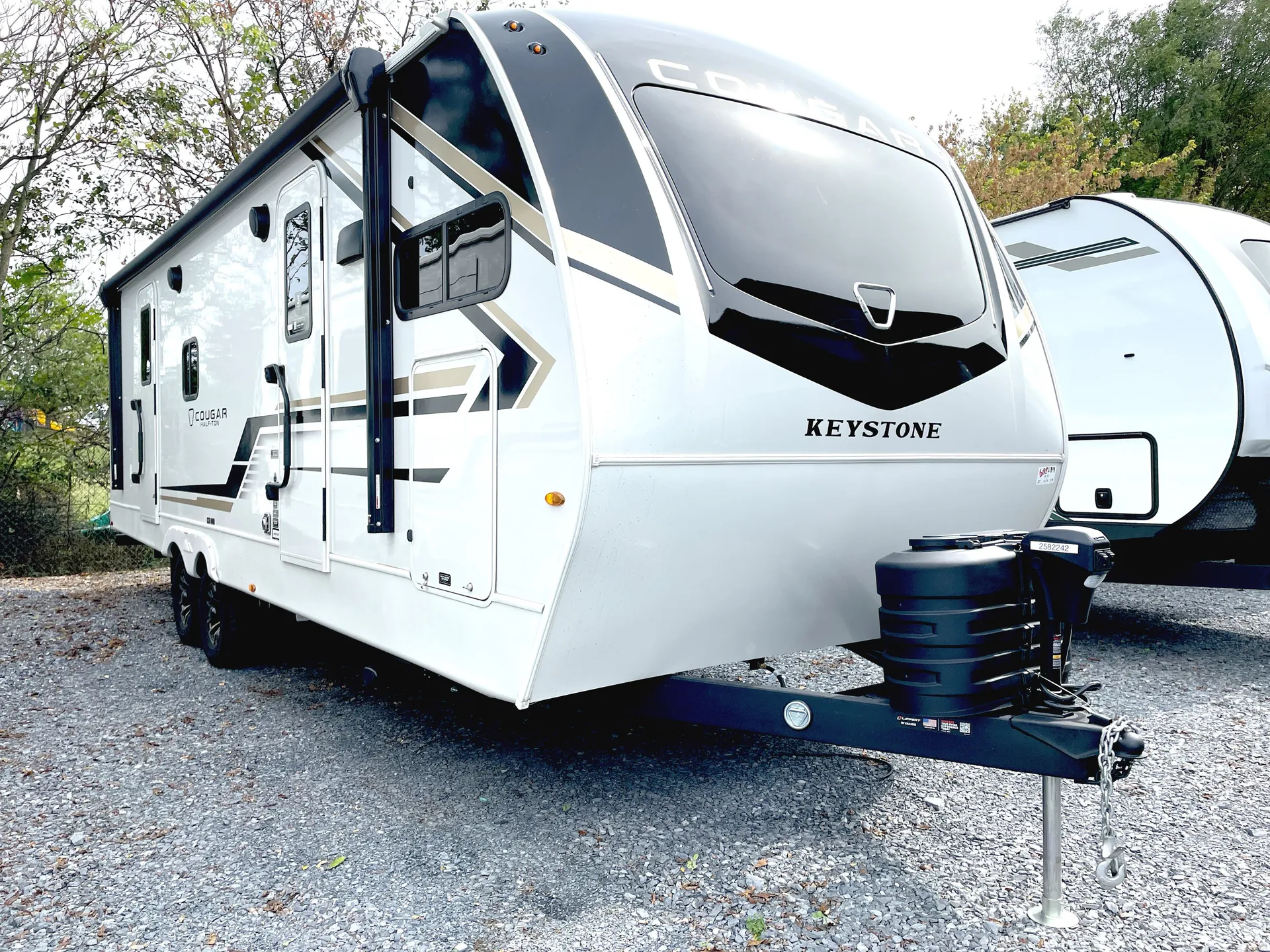 2026 Keystone Cougar Half-Ton 25FKD - Photo 2