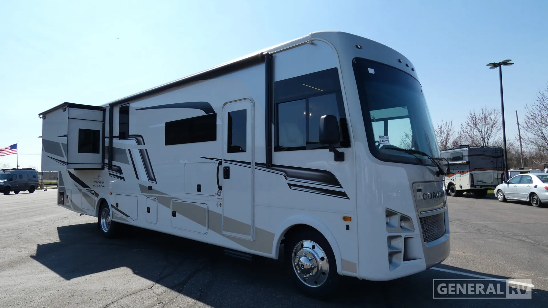 2026 Coachmen Mirada 35ES - Photo 2