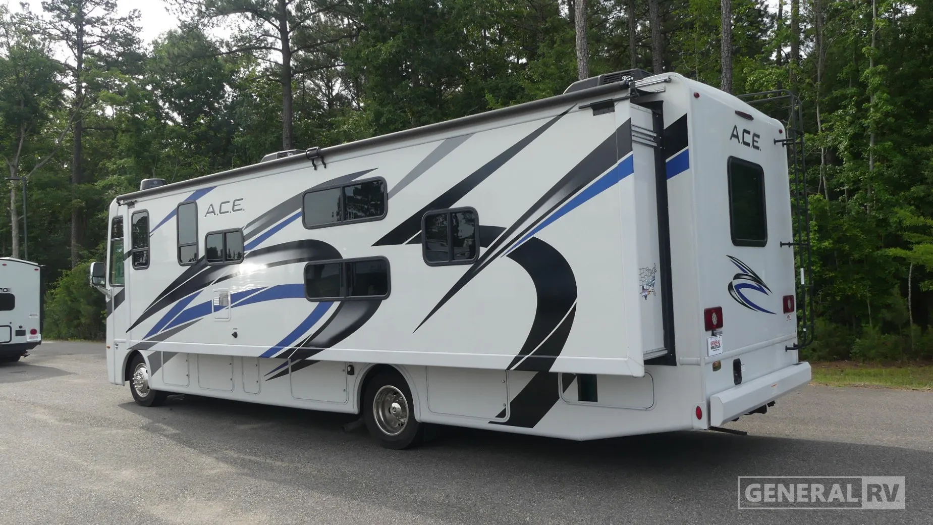 2023 Thor Motor Coach ACE 32B - Photo 4