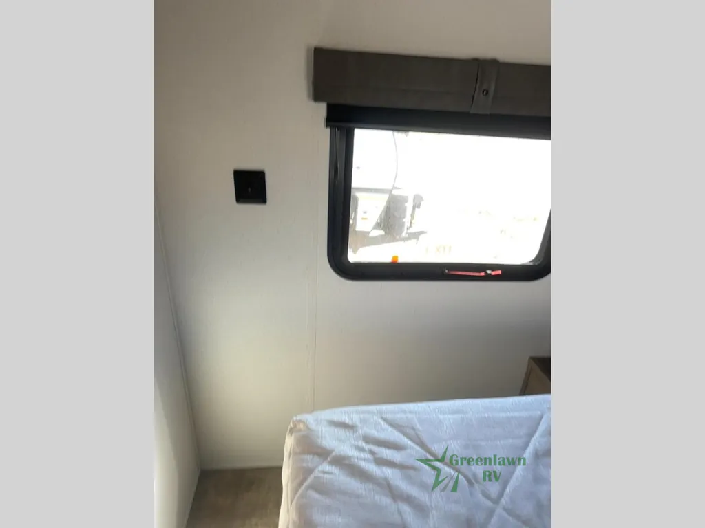 2025 Palomino Puma 337BH, Photos photo 58