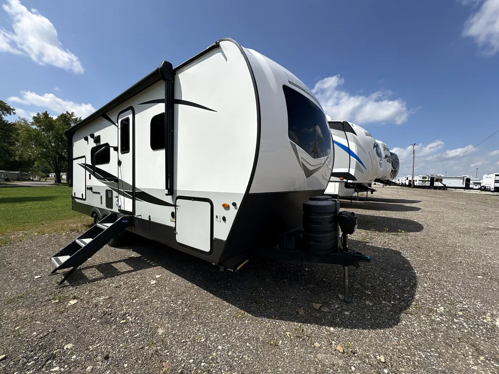 2023 Forest River Flagstaff Micro Lite 25BRDS, Photos photo 6