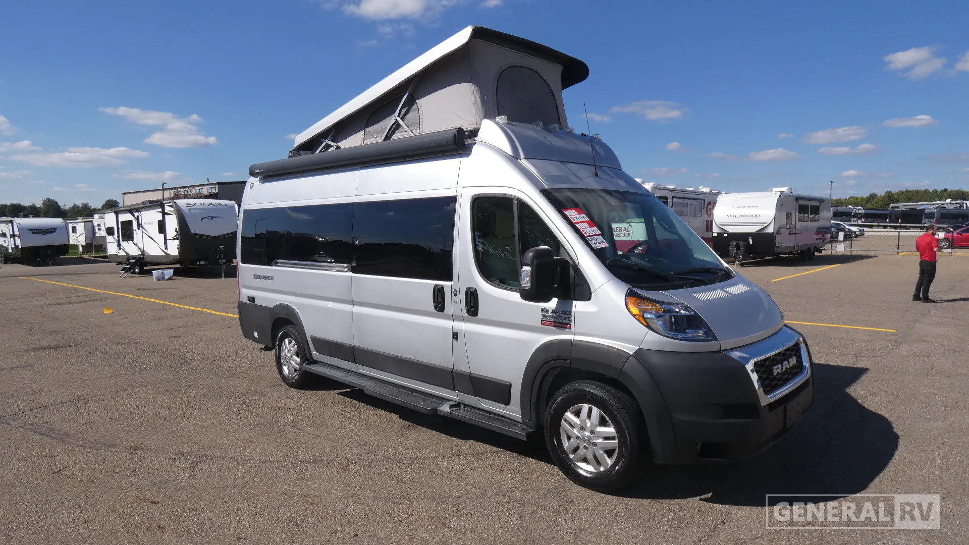 2022 Thor Motor Coach Sequence 20A - Photo 2