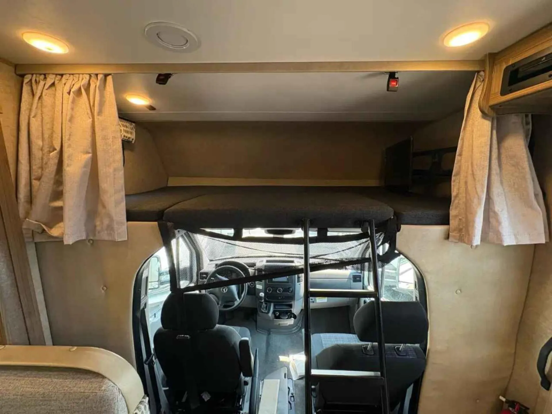 2016 Coachmen Prism 2250 - Photo 3