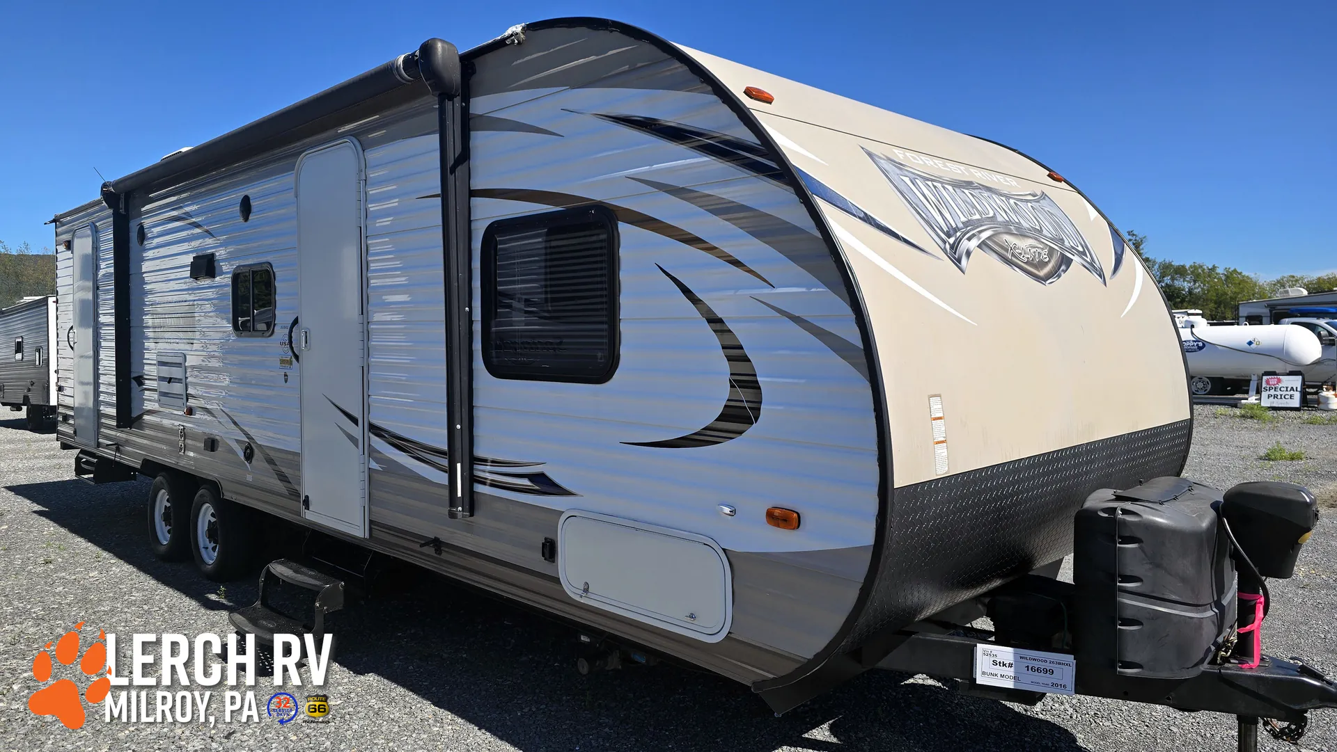 2016 Forest River Wildwood X-Lite 263BHXL