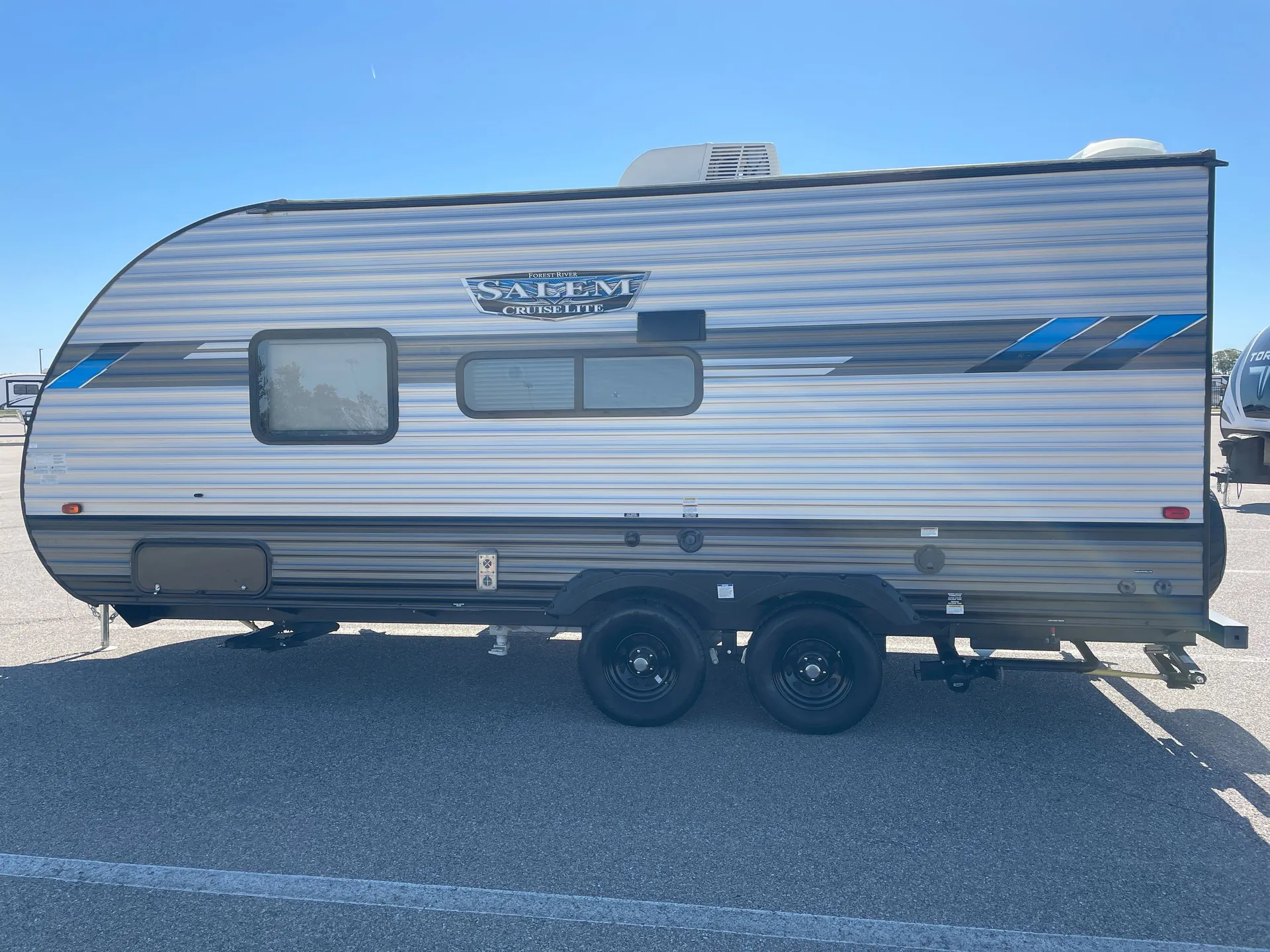 2020 Forest River Salem Cruise Lite 171RBXL — off campside