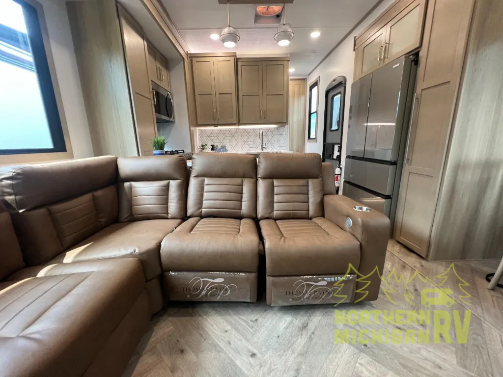 2026 Keystone Raptor 441, Photos photo 7