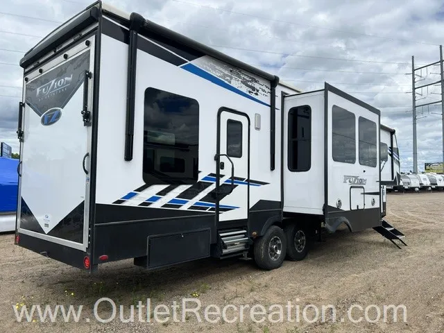 2023 Keystone Fuzion 373 - Photo 3