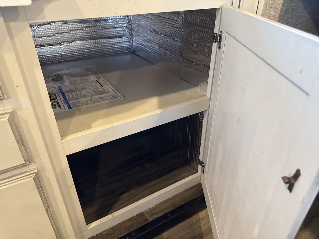 2022 Jayco North Point 380RKGS, Photos photo 11