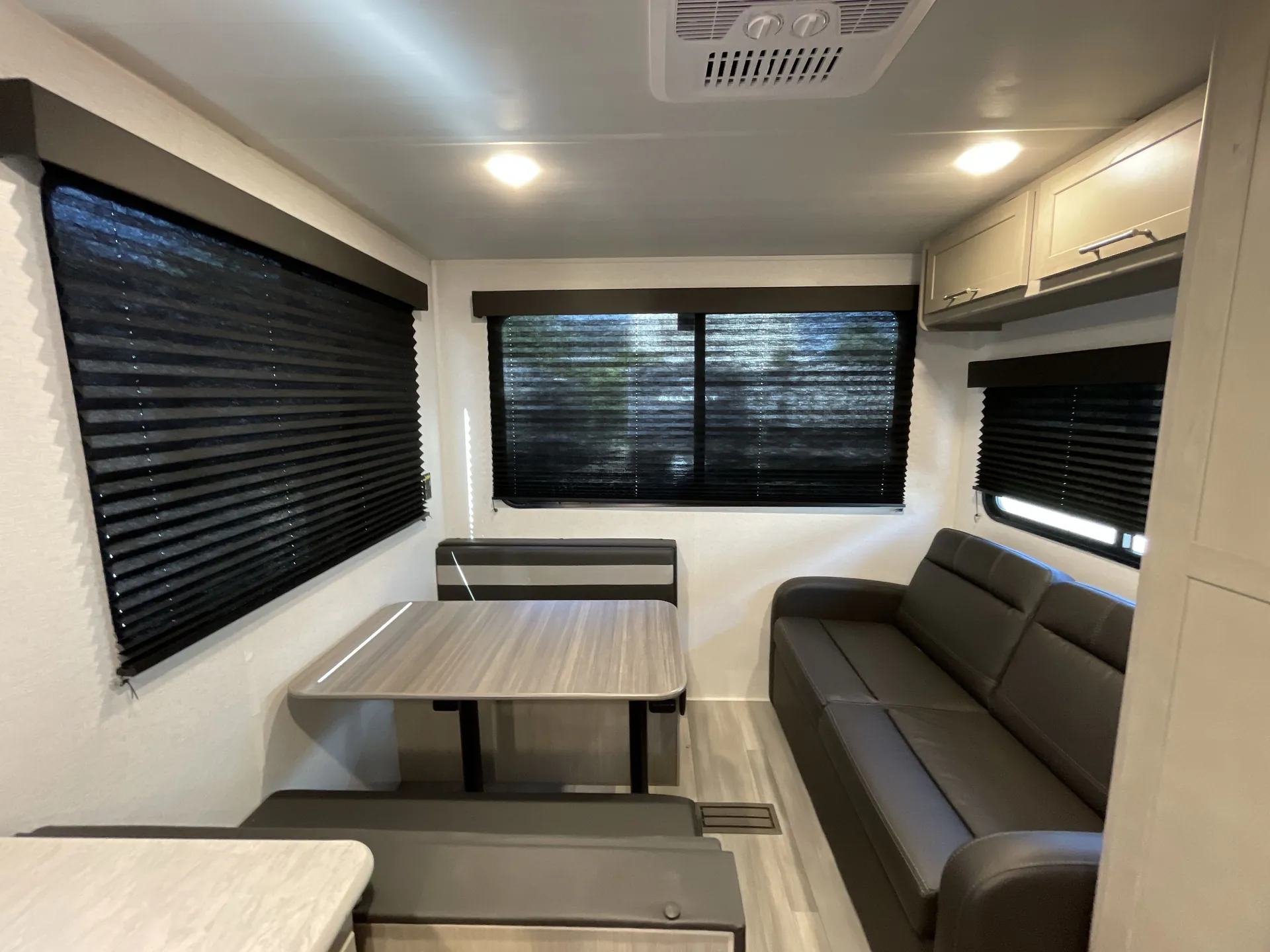 2024 Keystone Springdale Classic 200RLC — living area main