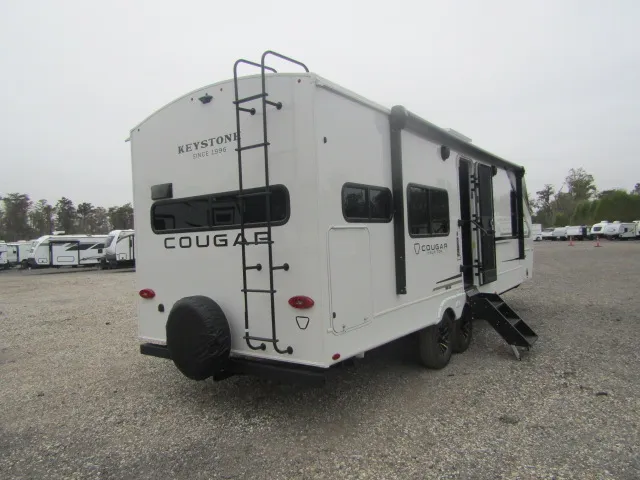 2026 Keystone Cougar Half-Ton 25MLE - Photo 3