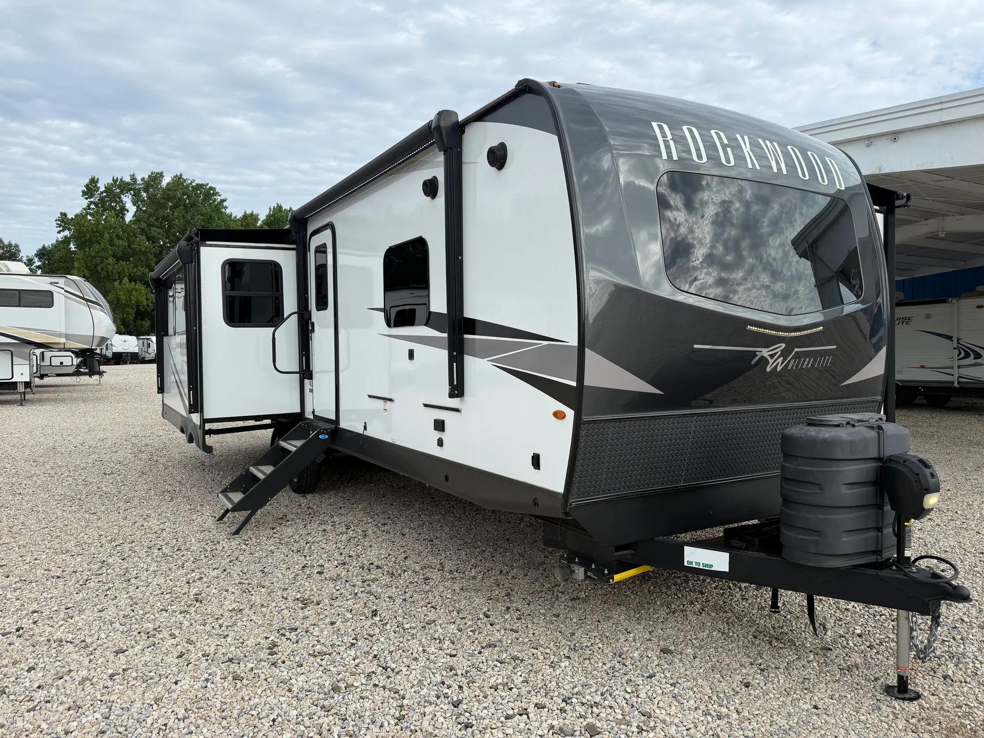 2024 Forest River Rockwood Ultra Lite 2906BS - Photo 2