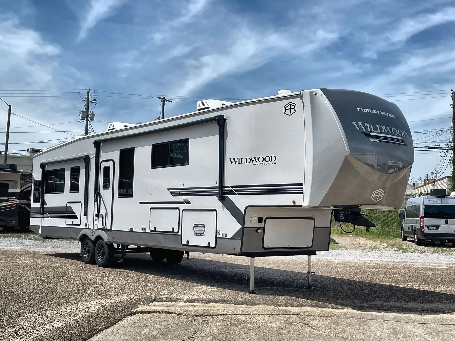 2027 Forest River Wildwood Heritage Glen 380WDR