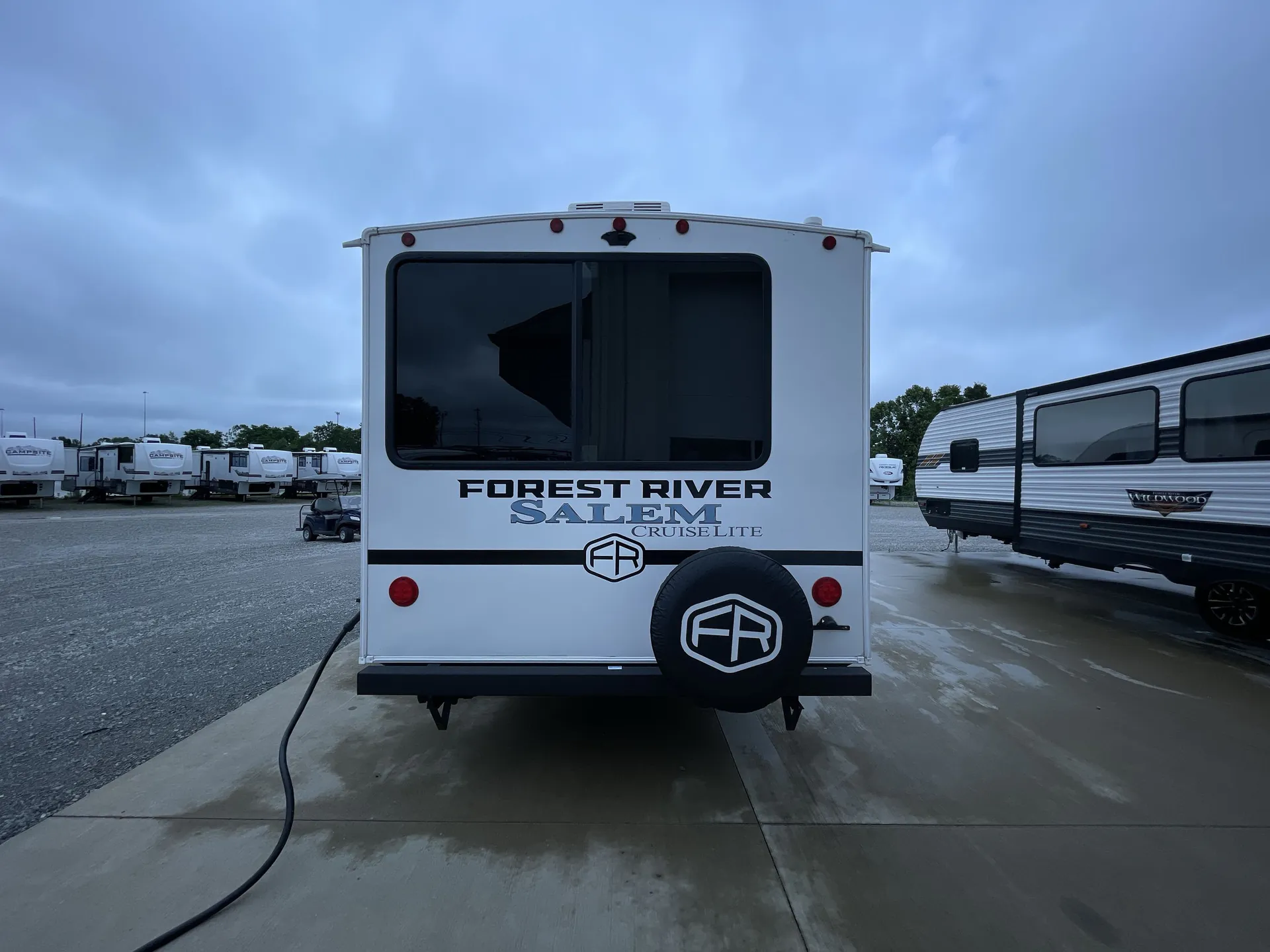 2025 Forest River Salem Cruise Lite 24VIEW — backside