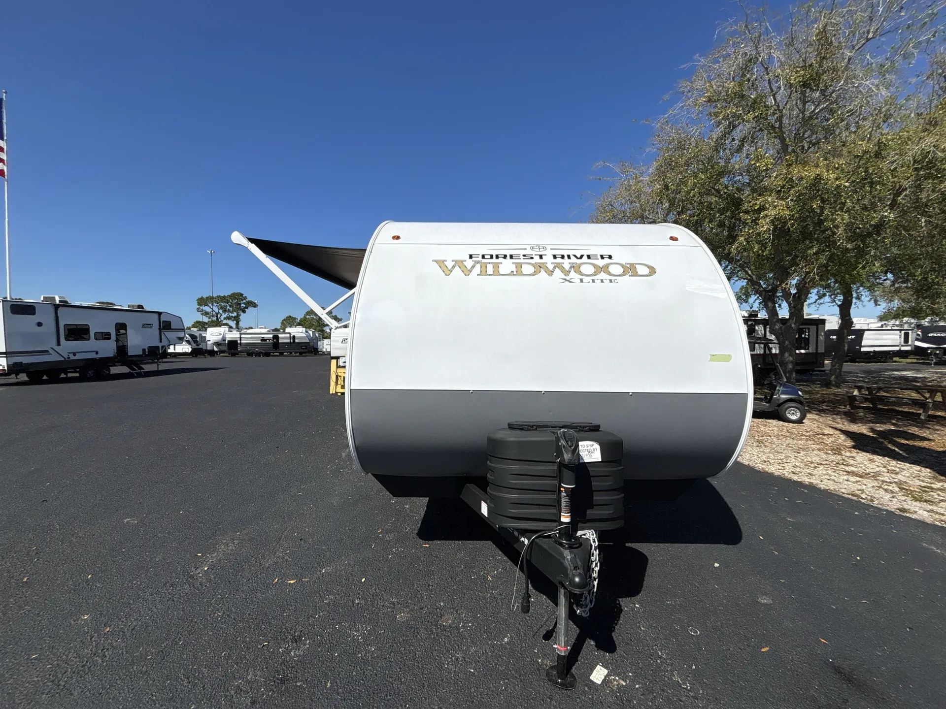 2026 Forest River Wildwood X-Lite 263BHXL — front