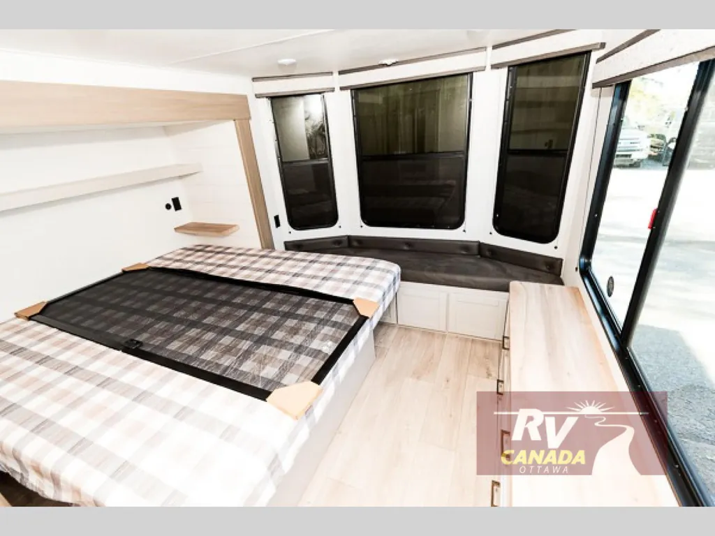 2027 Jayco Jay Flight Bungalow JayLoft, Photos photo 23