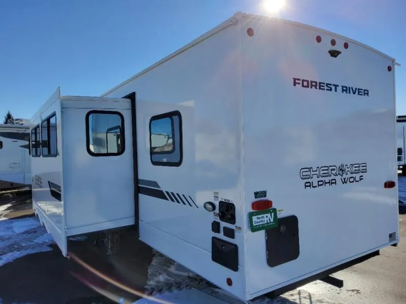2026 Forest River Cherokee Alpha Wolf 29DCB - Photo 4