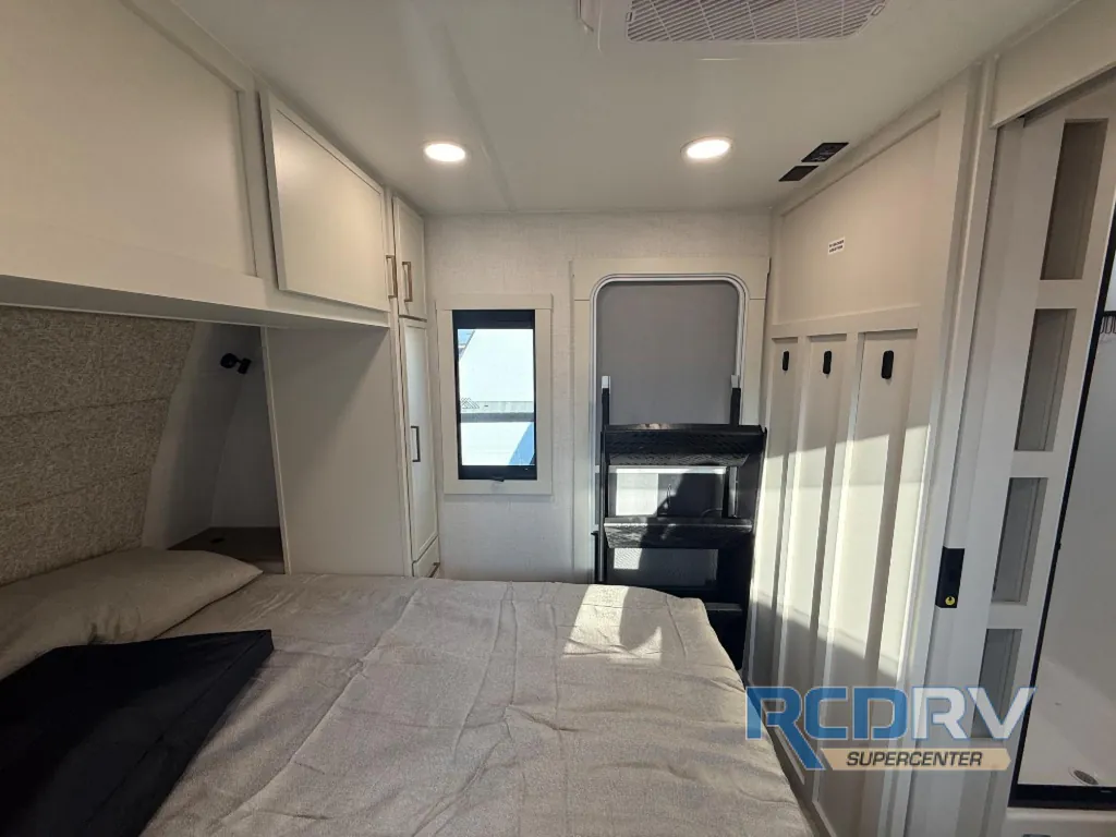 2027 Brinkley Model I 290, Photos photo 20