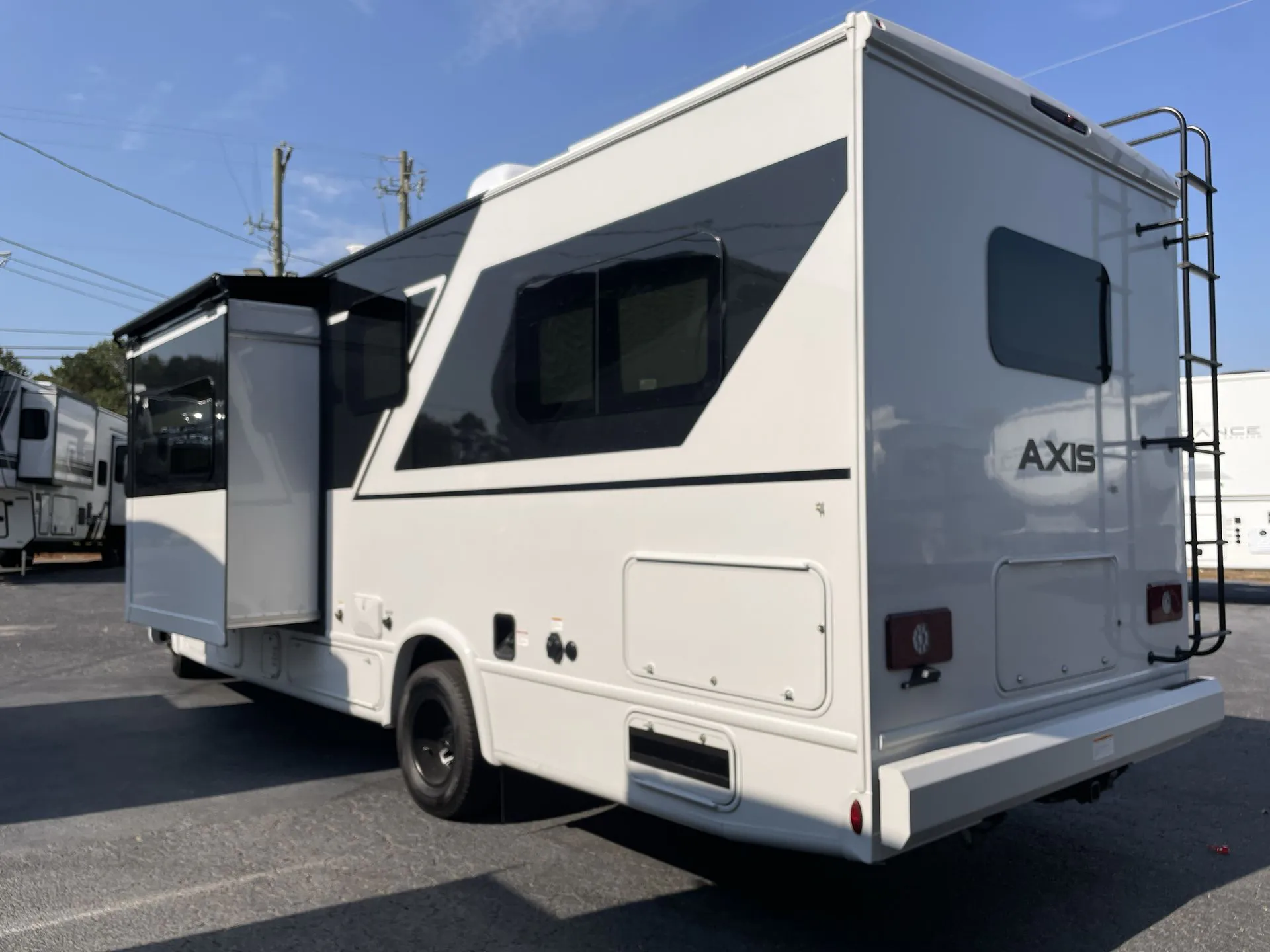 2026 Thor Motor Coach Axis 26.2 - Photo 4