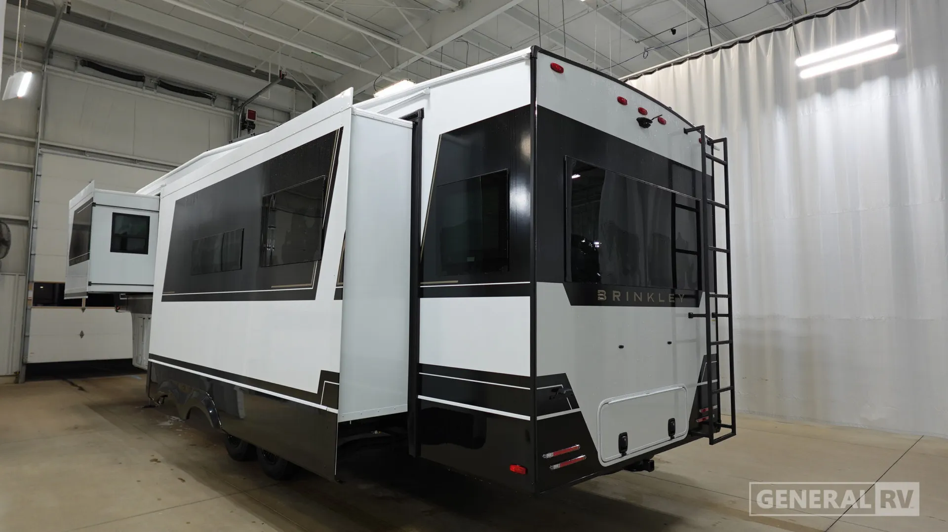 2026 Brinkley Model Z 3100 - Photo 4