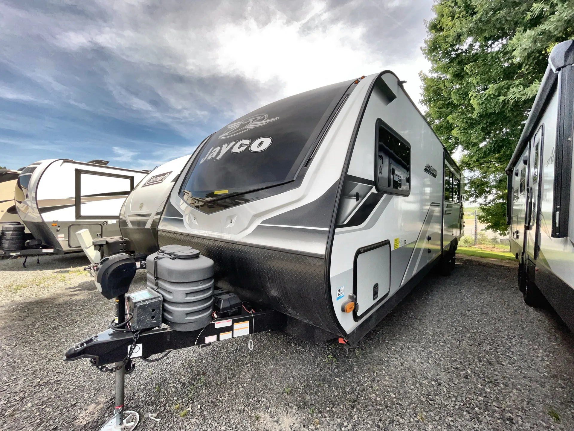 2025 Jayco Jay Feather 29QBH - Photo 2