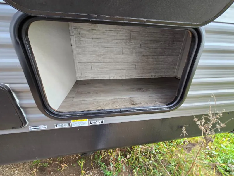 2026 Coachmen Catalina Legacy Edition 273DBHCK, Photos photo 51