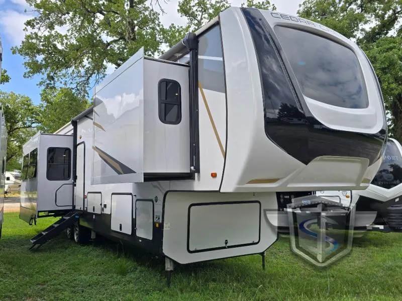 2023 Forest River Cedar Creek 380RL - Photo 2