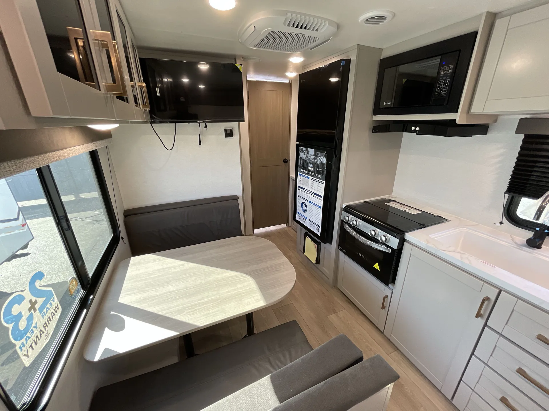 2027 Jayco Jay Flight 211MBW — living area main