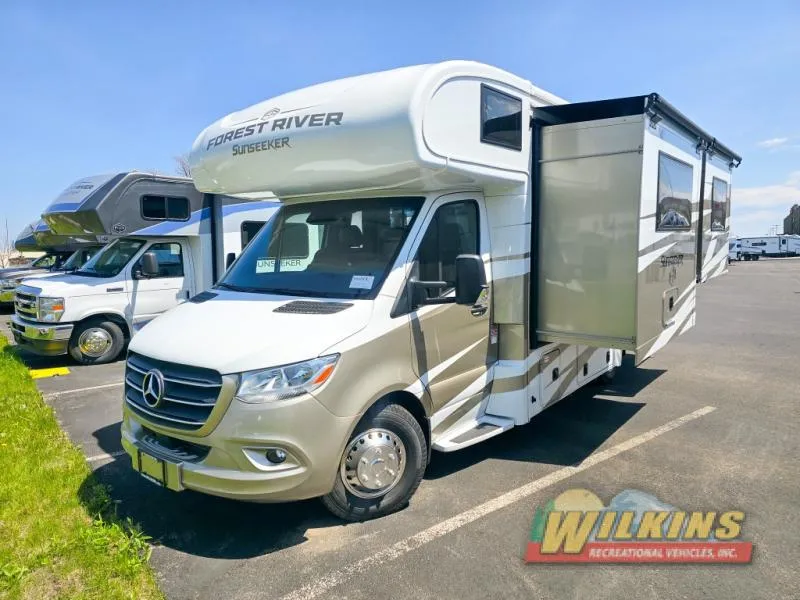 2026 Forest River Sunseeker MBS 2400B - Photo 2