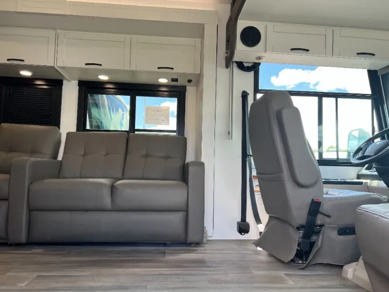 2026 Entegra Coach Vision XL 36C, Photos photo 4
