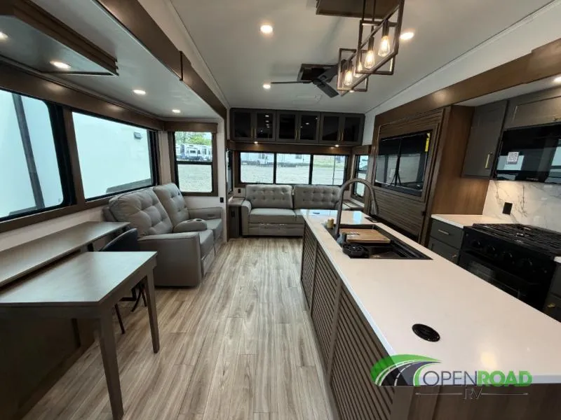 2026 Keystone Montana High Country 290RL - Photo 4