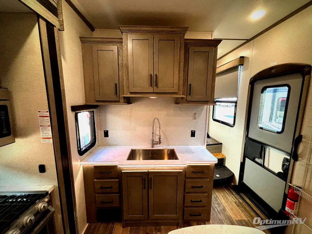 2019 Keystone Raptor 415, Photos photo 18