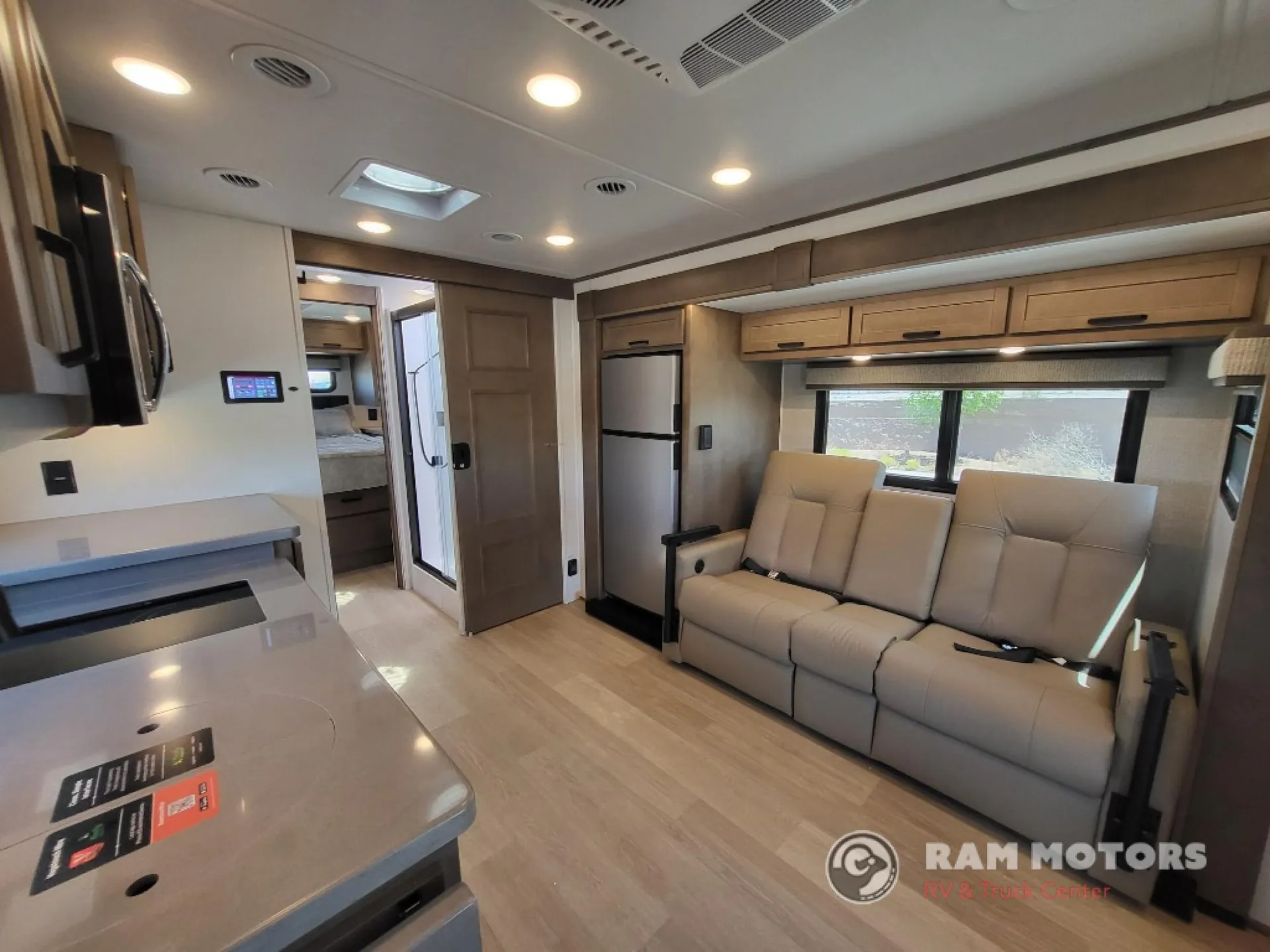 2027 Renegade RV Veracruz 33VRS - Photo 3