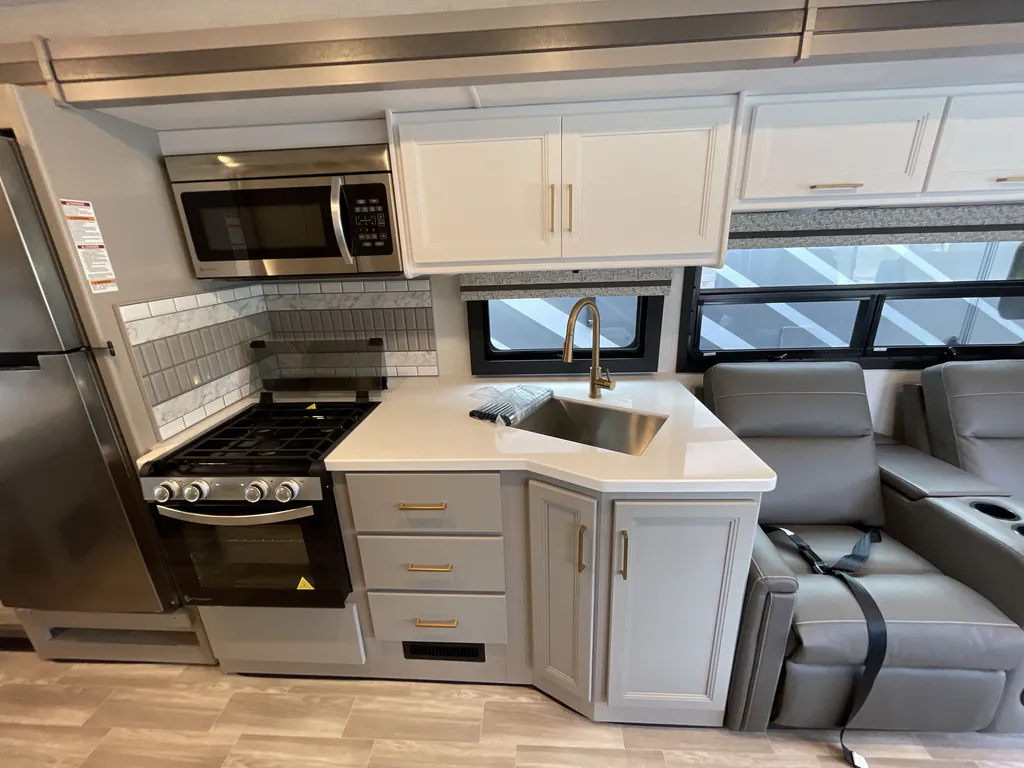 2026 Thor Motor Coach Windsport 29L, Photos photo 18