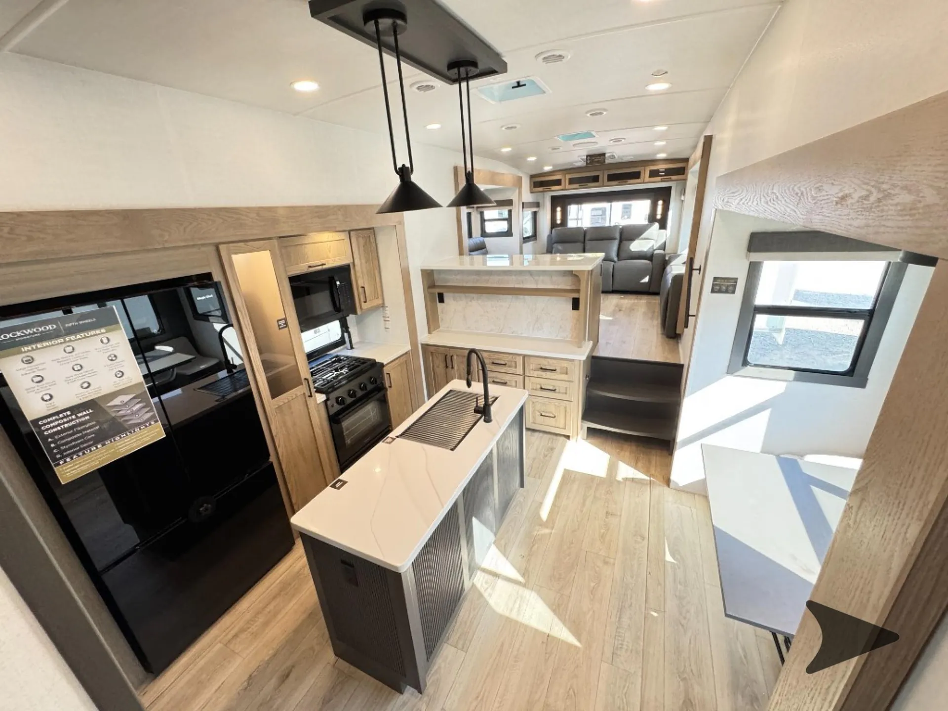 2026 Forest River Rockwood Signature 402SFL - Photo 3
