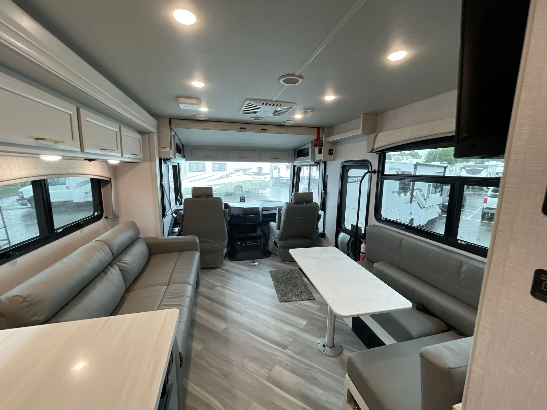 2026 fleetwood Fortis 36Y — living area main
