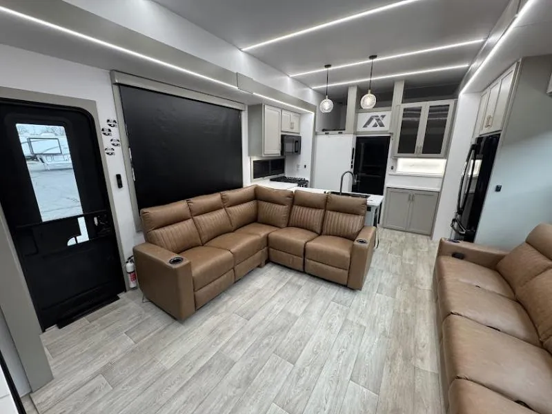 2027 Axiom RV Vendetta 4250SP - Photo 2