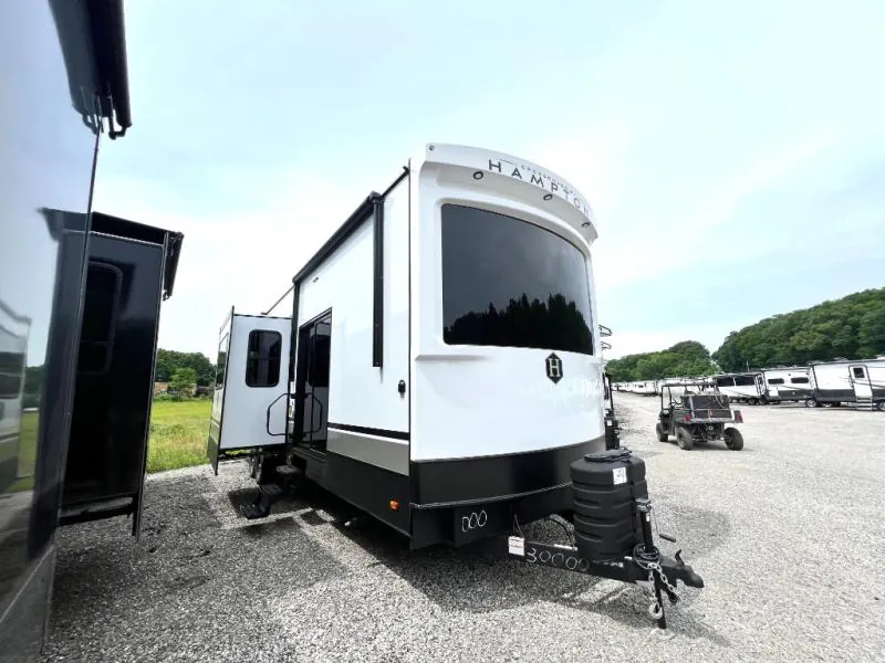 2026 CrossRoads Hampton 388FKL - Photo 2