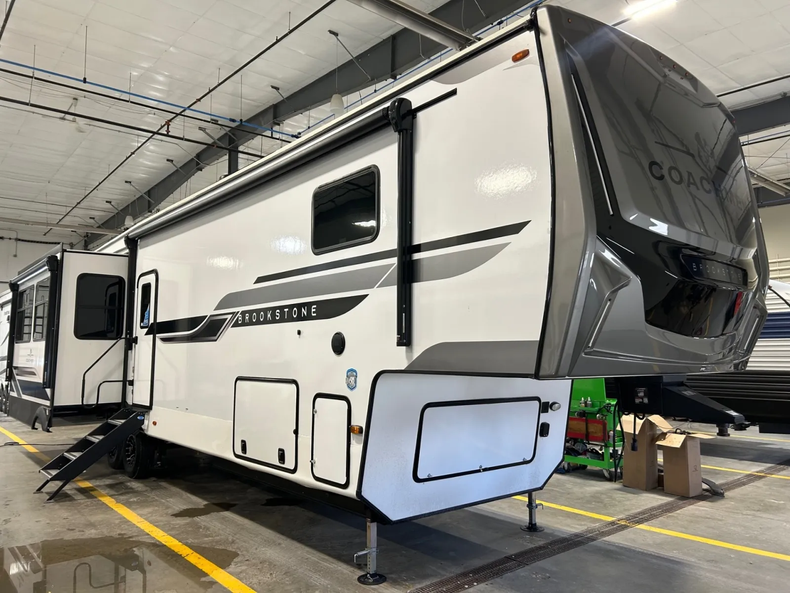 2026 Coachmen Brookstone 370RLLO - Photo 2