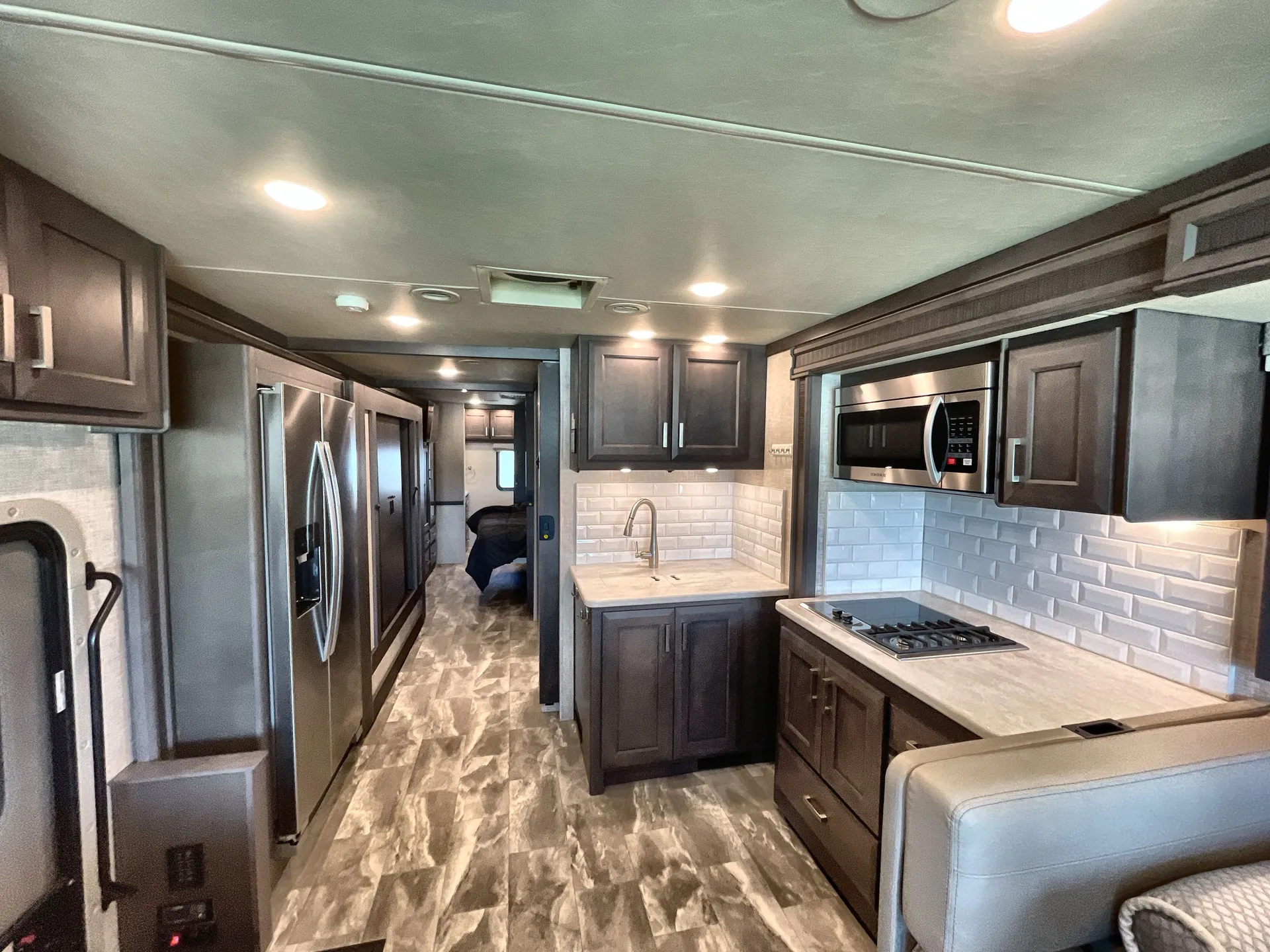 2022 Thor Motor Coach Challenger 37DS — living area main