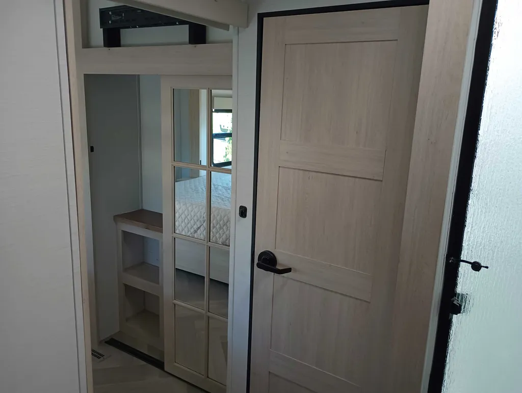 2024 Prime Time Sanibel 3802FLWB, Photos photo 14