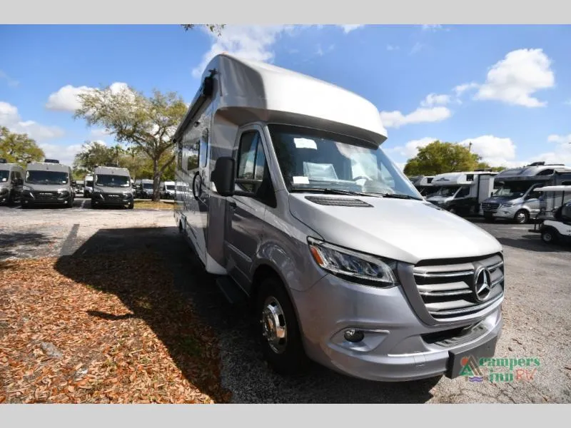 2026 Tiffin Wayfarer 25 XPW - Photo 2