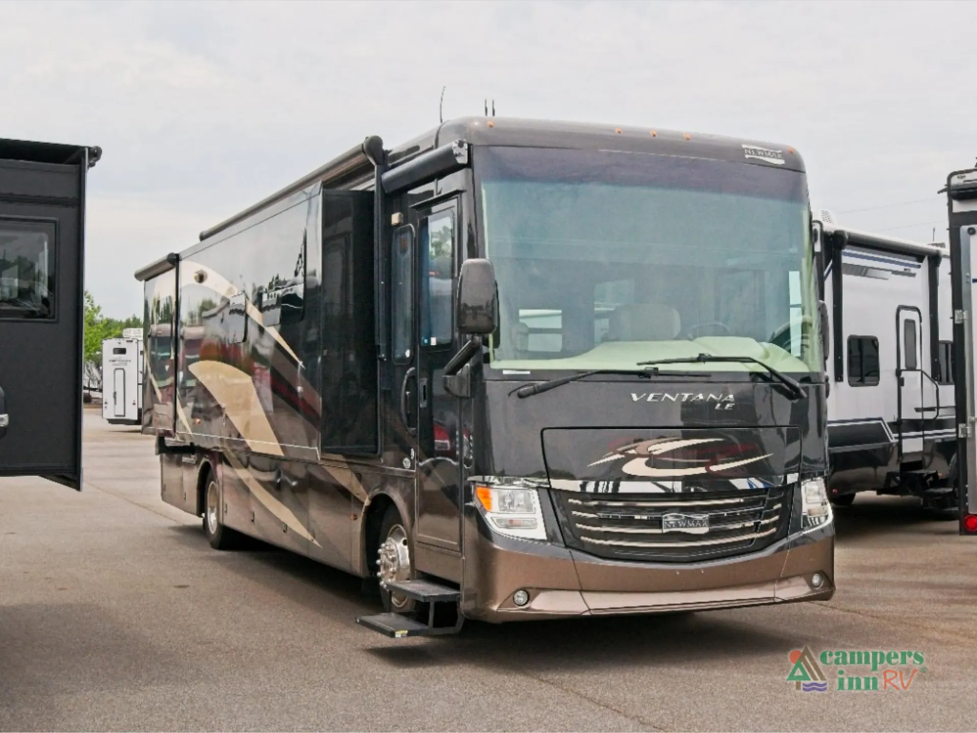 2019 Newmar Ventana 3717 - Photo 2