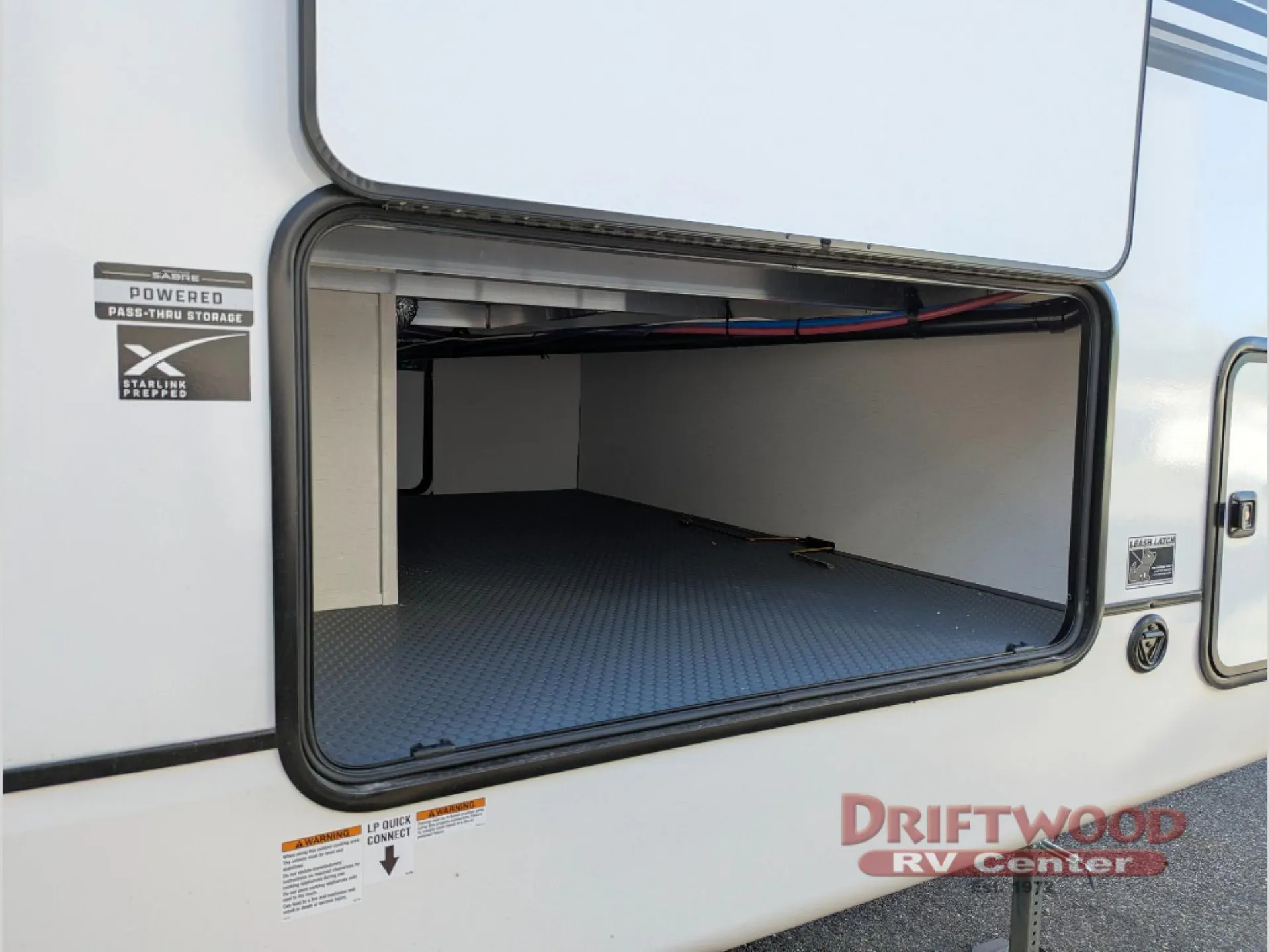 2027 Forest River Sabre 32RL - Photo 4
