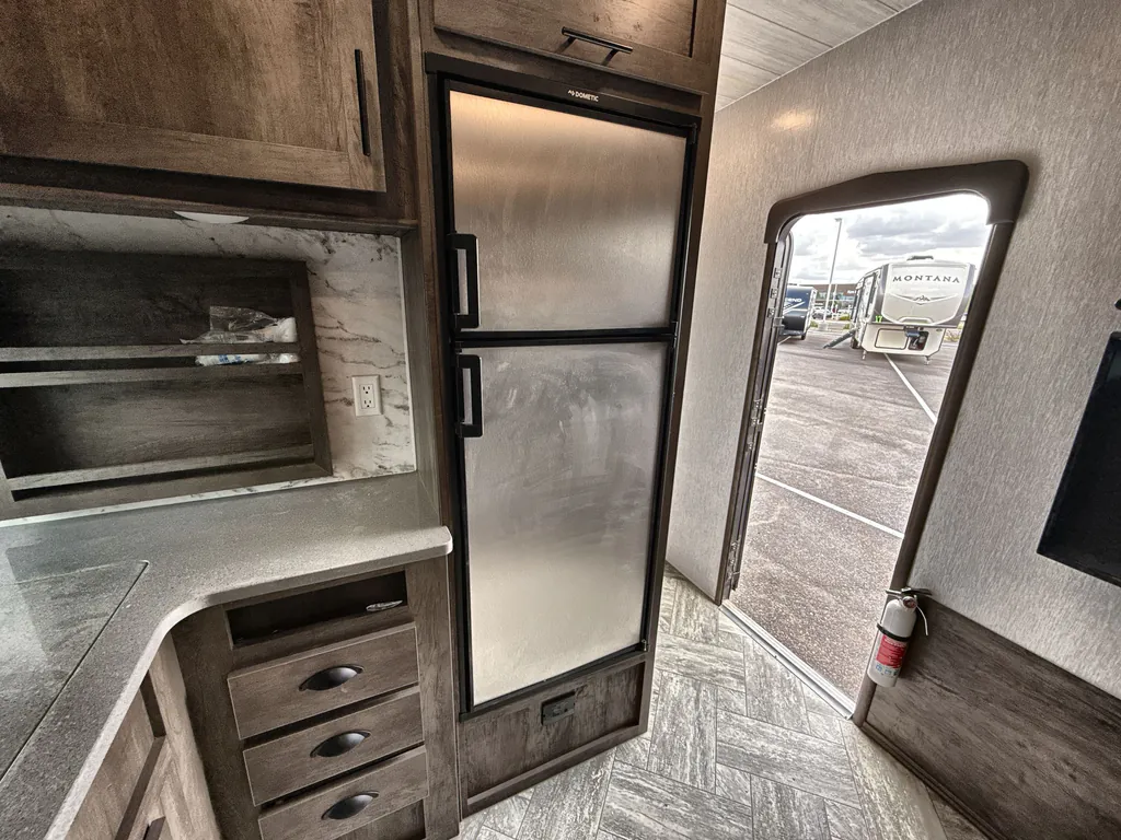 2022 Forest River Stealth FQ2715G, Photos photo 8