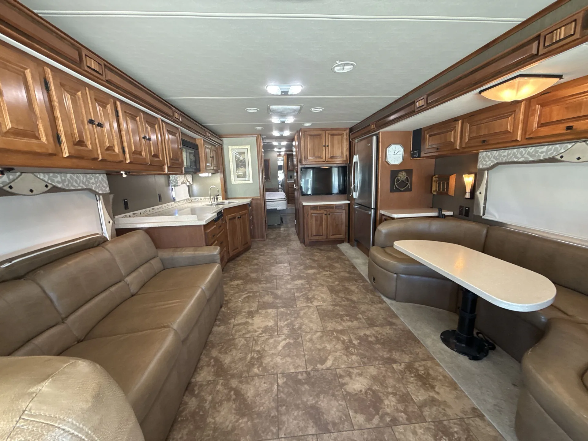 2013 Tiffin Allegro Red 38 QRA — living area main