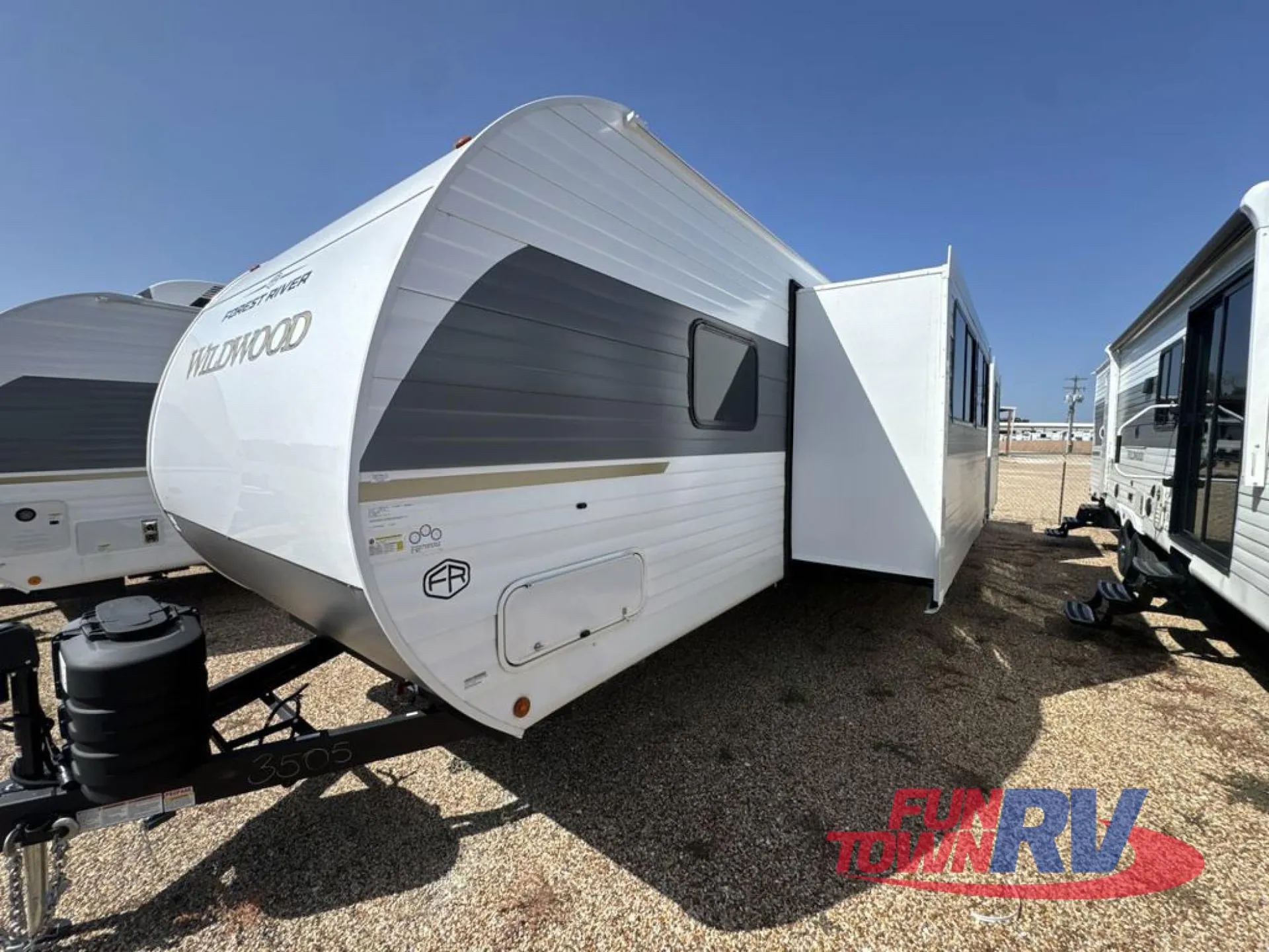 2027 Forest River Wildwood 31KQBTS - Photo 4