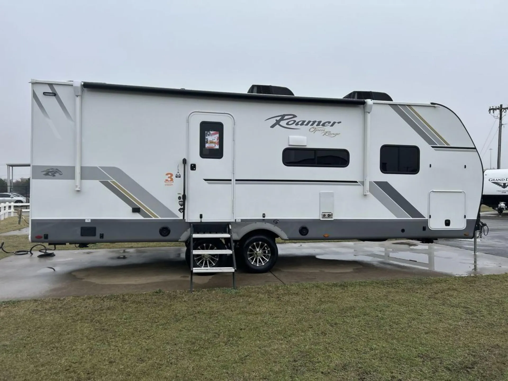 2026 Open Range RV Roamer Light Duty 27RBOS - Photo 4